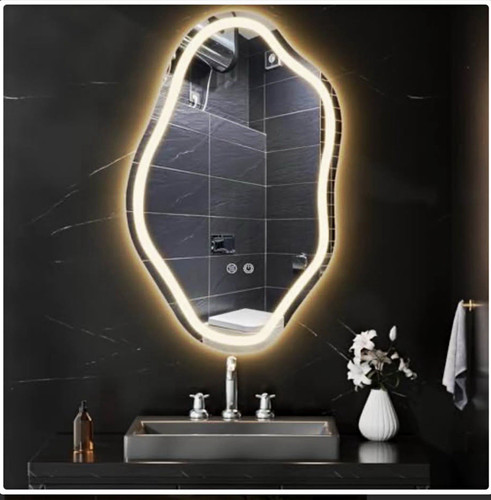 Modern asymmetrical wall - asymmetrical,